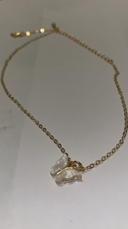 Gold necklace: with Pearl Butterfly