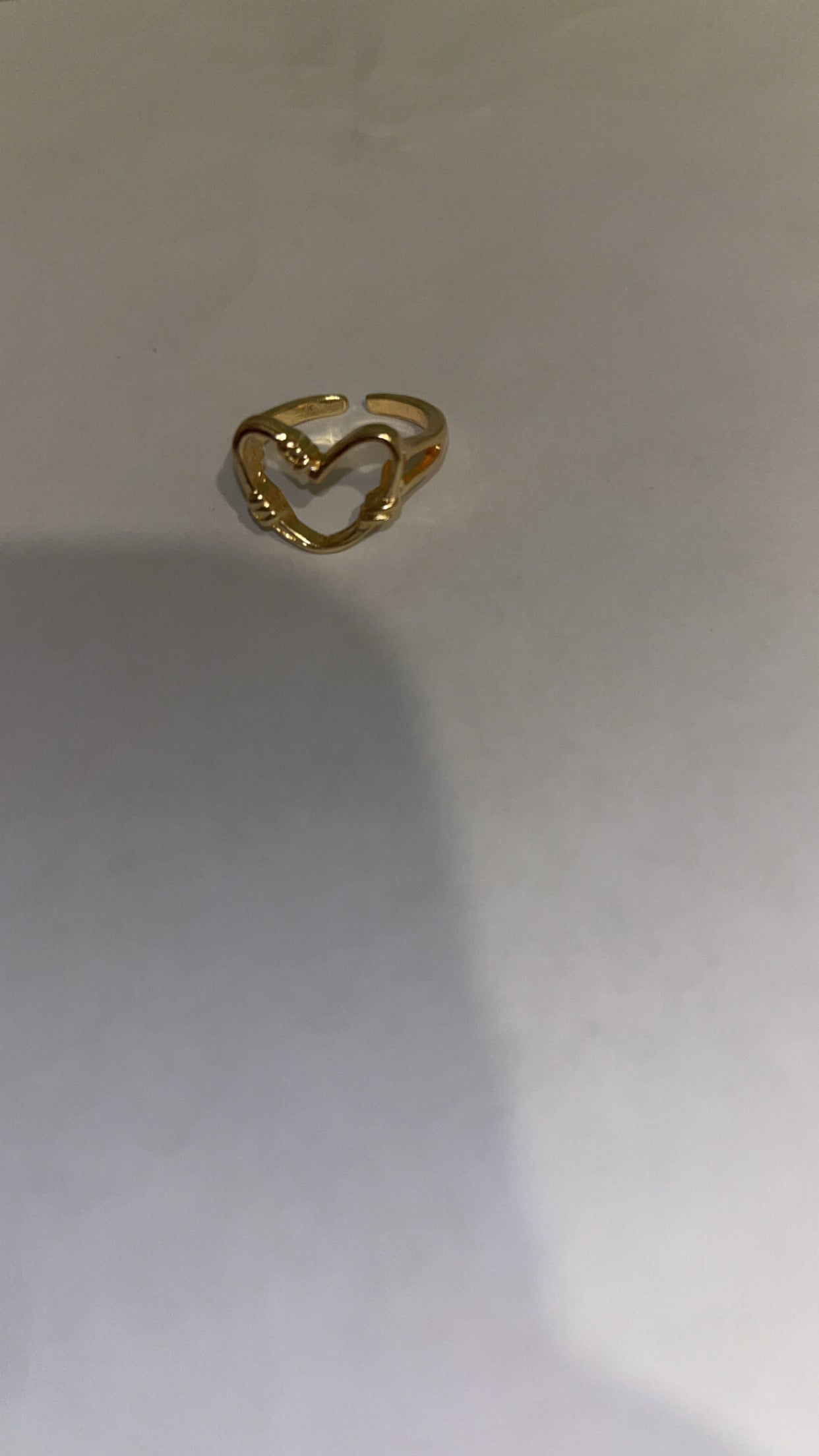 Gold Ring: Open heart